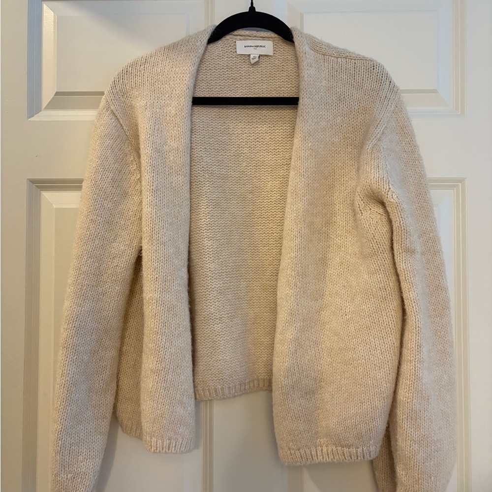 Banana Republic Cream Cardigan Sweater